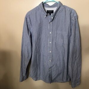 American Eagle Mens Denim Blue/White Striped Athletic Fit Button Down Sz L
